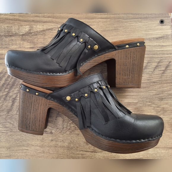 Dansko Deni‎ Leather Tassel Platform Mules Clogs - Picture 1 of 10